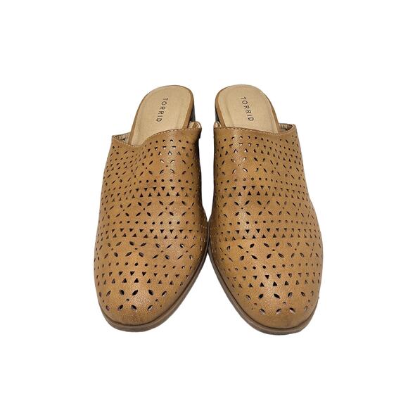 Torrid Women's Cognac Faux Leather Laser Cut Mule Slip On Shoe Size 11.5 Wide - Picture 2 of 7